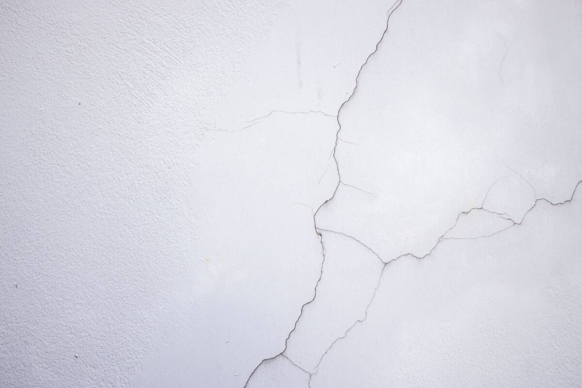 Comment traiter les fissures dans les murs ? Sélestat
